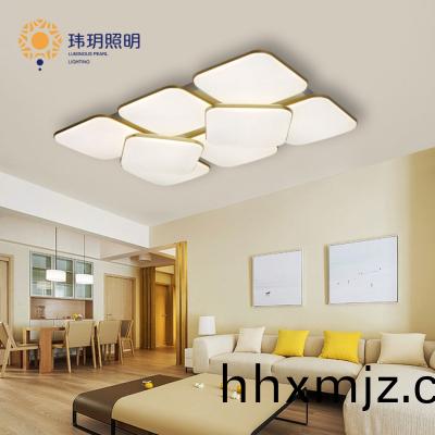 北(bei)歐(ou)后(hou)現(xiàn)代(dai)燈(deng)